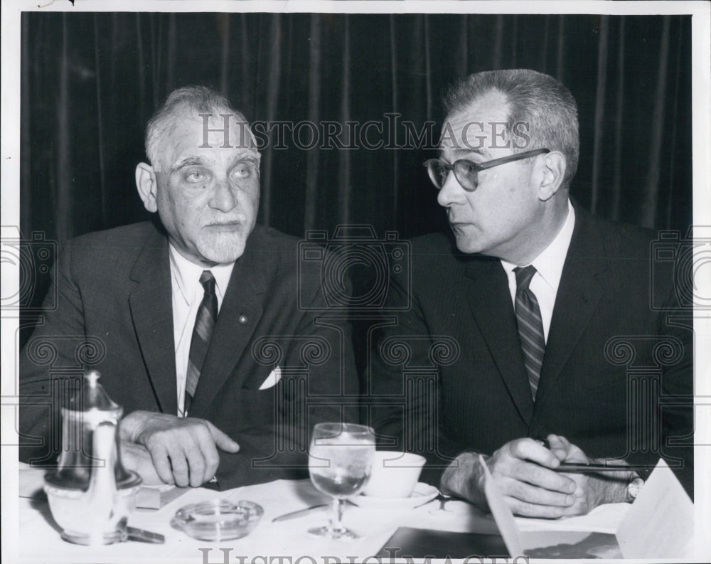 1962 Jacob Petofsky Pres of ACWA & Willard Wirtz Sec Labor - Historic Images