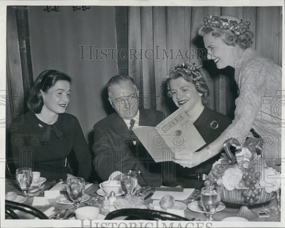 1958 Meyer Chicago Maternity Center Report - Historic Images