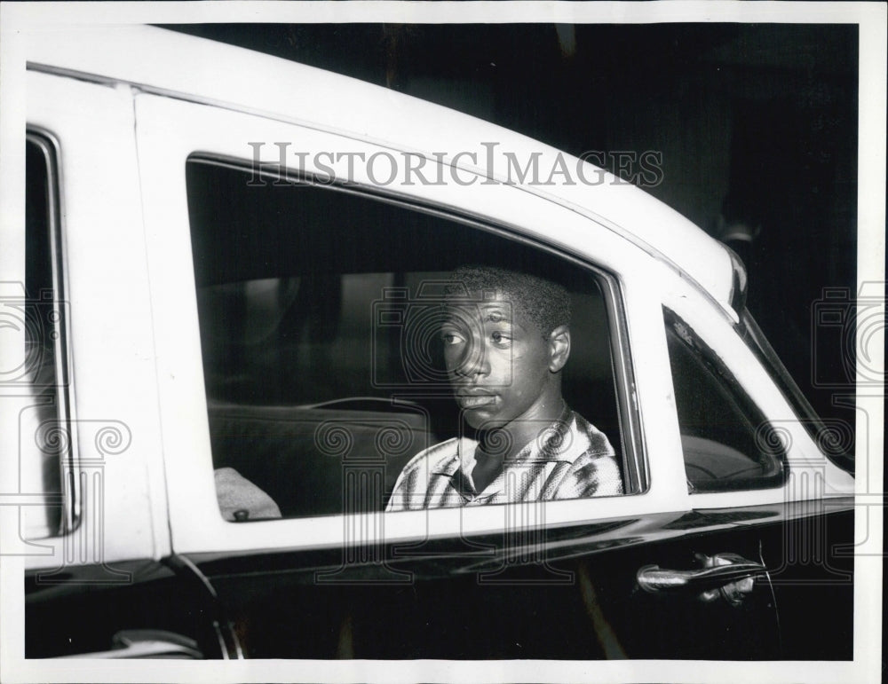 1960 Jasper Mines Grant Rapist Caught And Thrown Into Squad Car - Historic Images