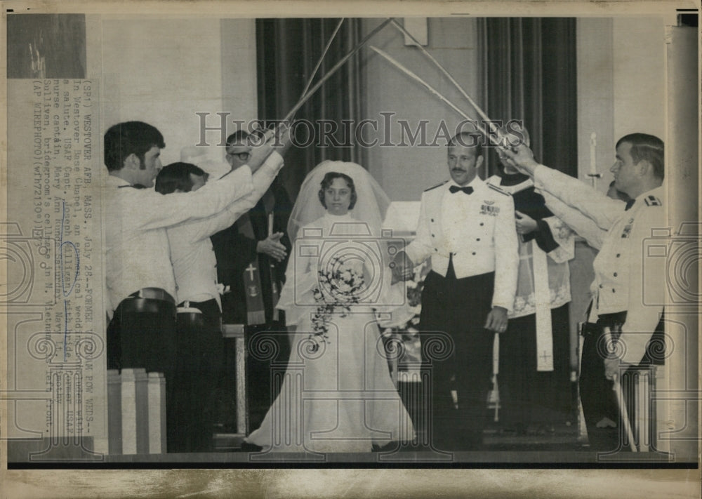 1973 Former Vietnam POW Milligan Married - Historic Images