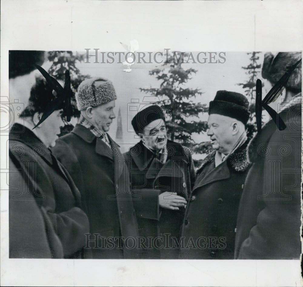 1959 Soviet Premier Krushchev Anastas MIkoyan In Kremlin Gardens - Historic Images