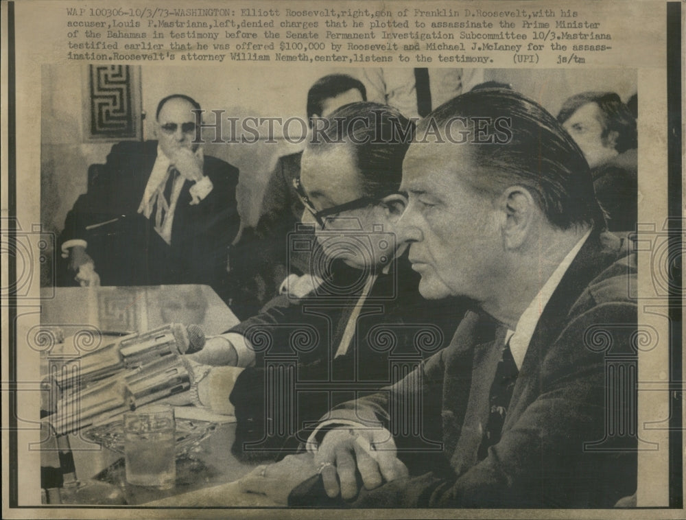 1973 Elliott Roosevelt, Louis P. Mastriana in court - Historic Images