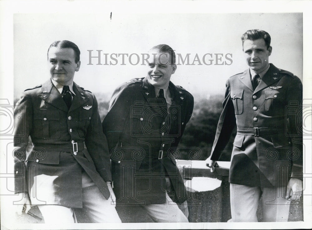1941 Elliott Roosevelt D.W. Hutchison &amp; M.W. Schoephecter Air Corps - Historic Images