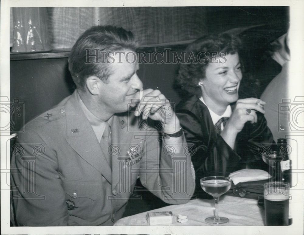 1945 Elliott Roosevelt & Wife Actress Faye Emerson Manhattan Club - Historic Images