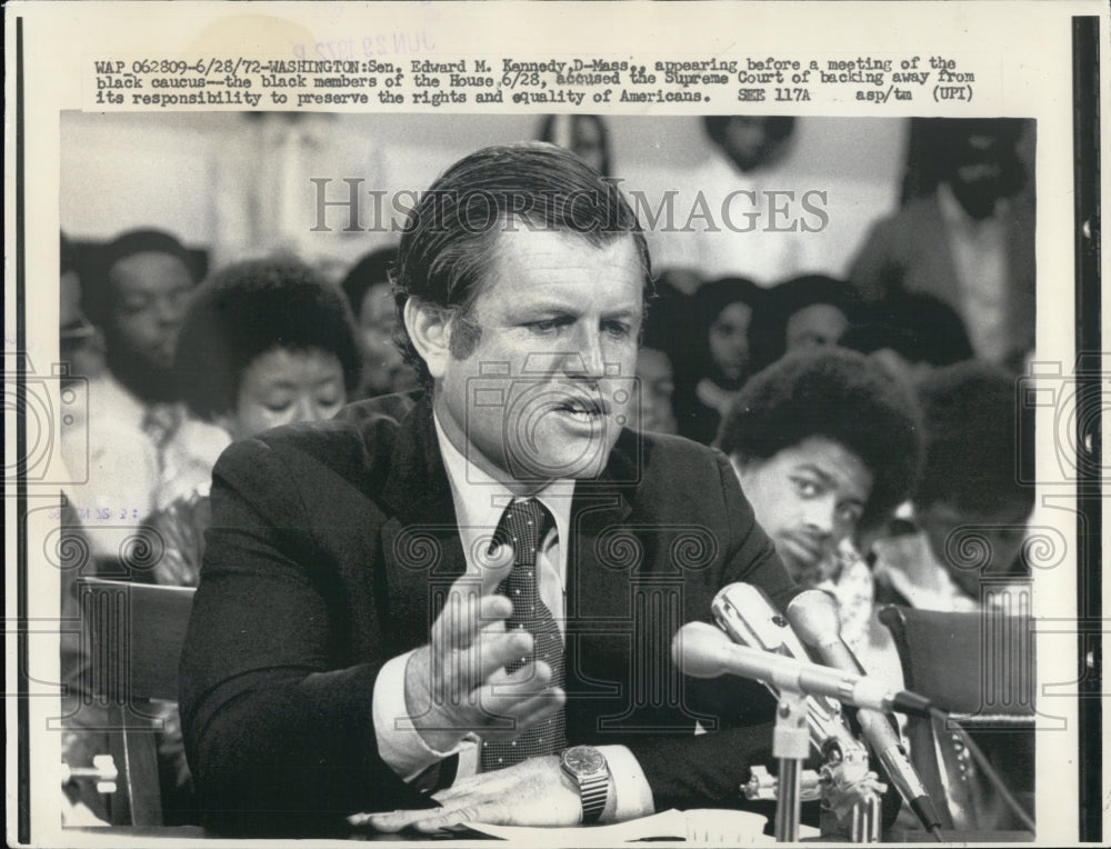 1972 Sen. Edward M. Kennedy appearing before a black caucus - Historic Images