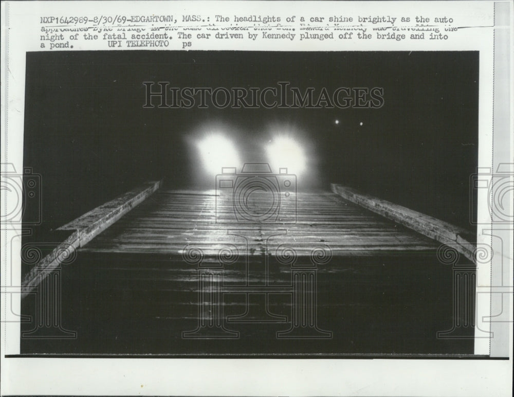 1969 Possible Cause Deadly Kennedy Bridge Accident Bright Lights - Historic Images