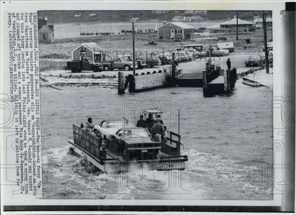 1969 Ferry Sen Edward M Kennedy approached when accident occurred - Historic Images