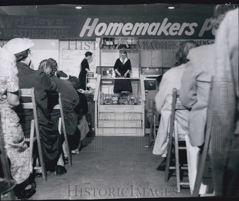 1957 Michigan State Fair, Cooking Demo. - Historic Images