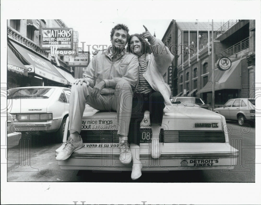 1987 Press Photo Emily Gail &amp; Husband at Greektown Detroit - Historic Images