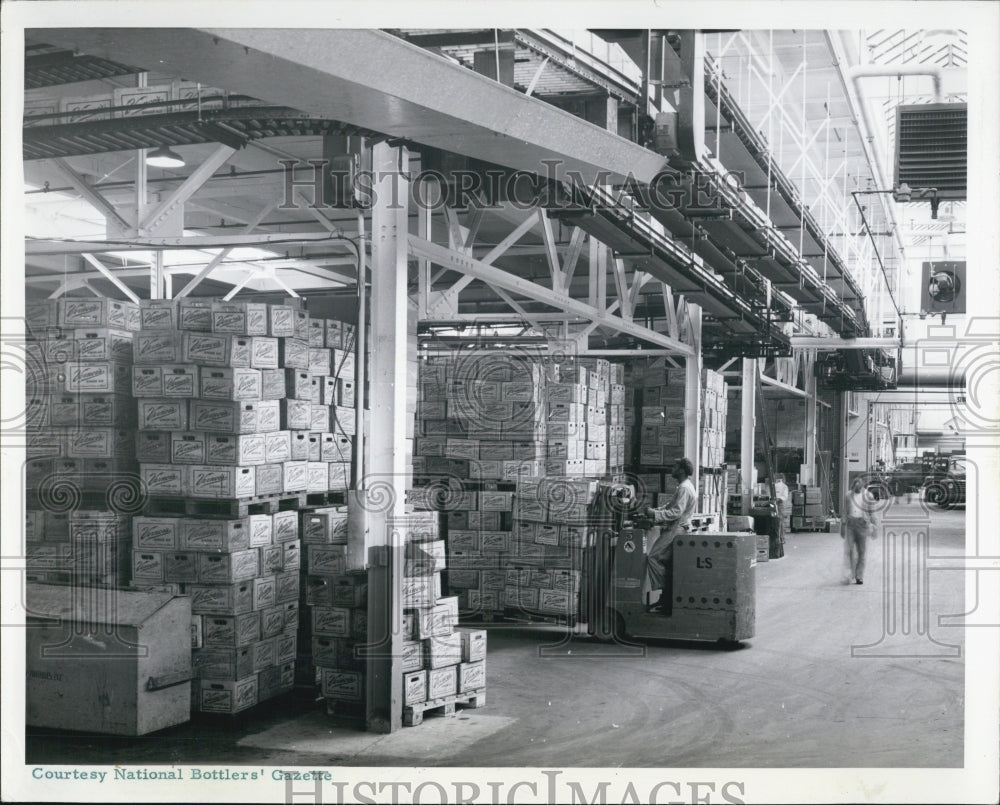 1964 Press Photo Pallets of Goods - RSG08375 - Historic Images