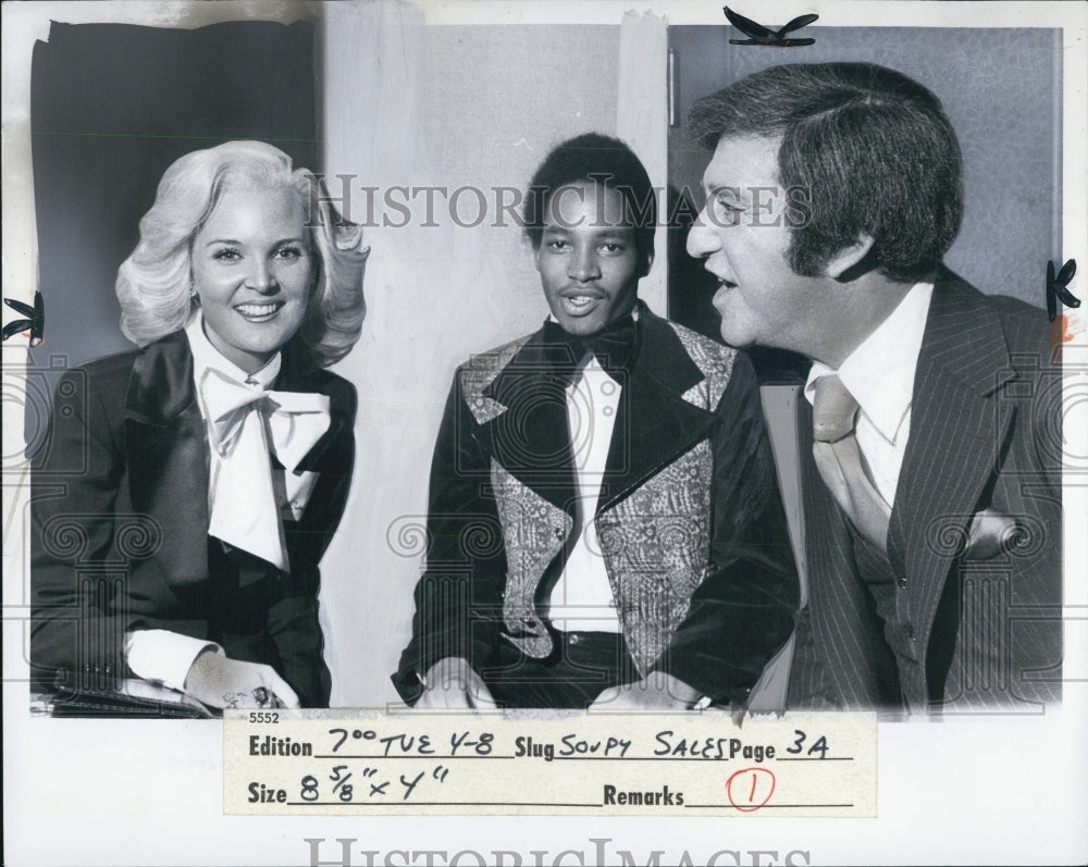 1975 Press Photo Comedian Soupy Sales, Pam Eckred and Robert Miller - Historic Images