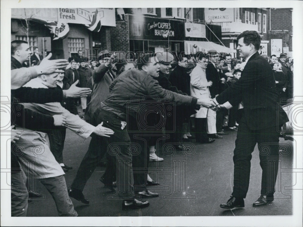 1962 Press Photo Edward Kennedy campaigning,shakin g hands in Boston - RSG08493 - Historic Images