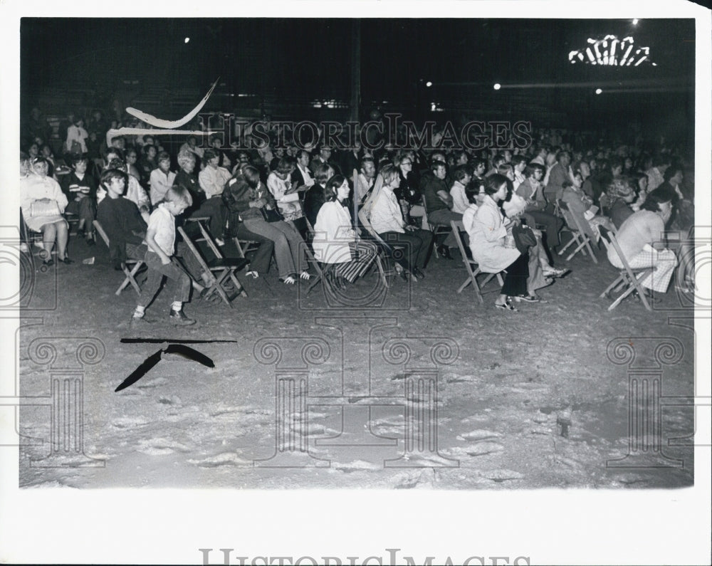 1971 Crowd watching show at Mich State Fair - Historic Images