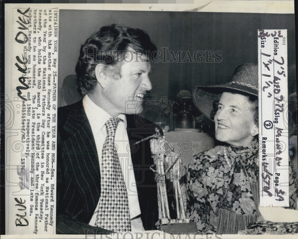 1976 Kennedy Father of the Year with Mother Rose - Historic Images