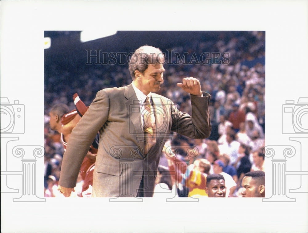 Press Photo Phil Jackson,Chicago Bulls head coach - Historic Images