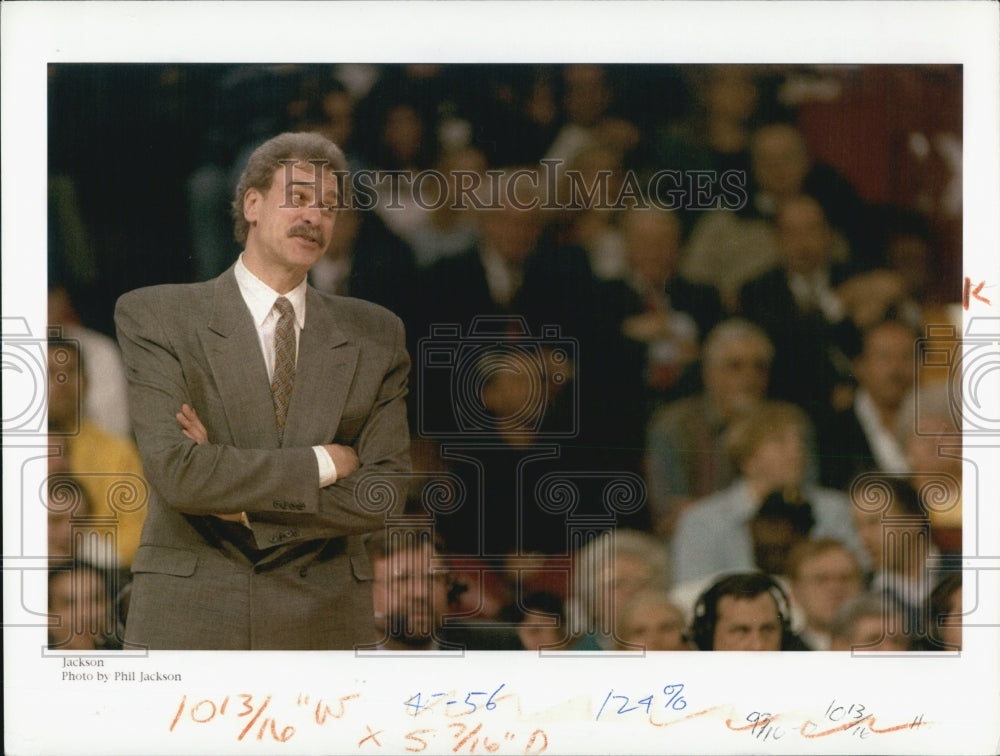 Press Photo Phil Jackson - Historic Images