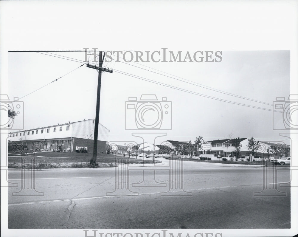 1964 Williamsburg Town Houses - Historic Images