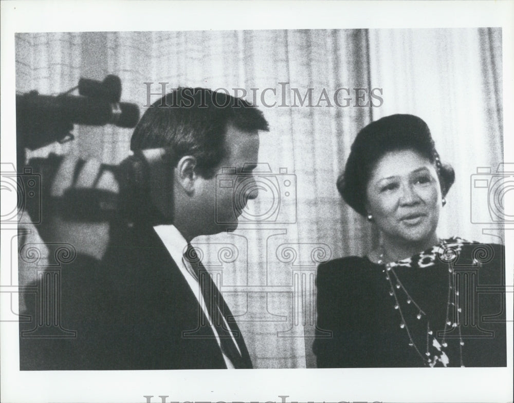 Press Photo Imelda Marcos/Philippines/ Correspondent Richard Schlesinger - Historic Images