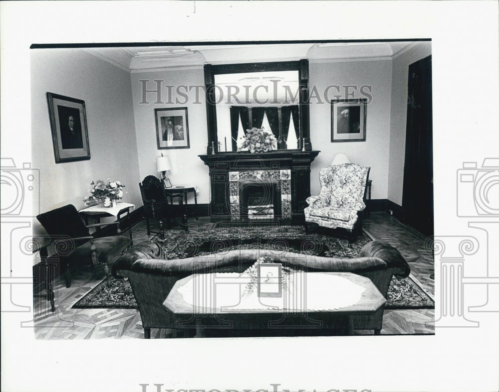 1981 Press Photo James Scripps Home Building Interior Living Room In Detroit - Historic Images