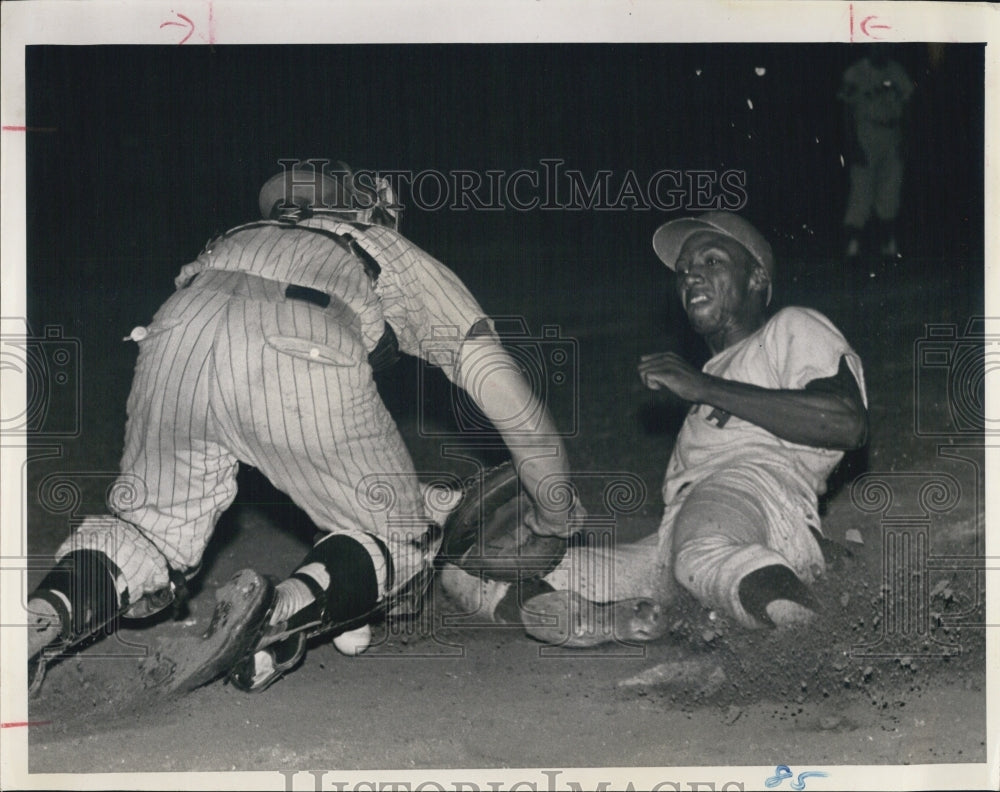 1964 Sam Thompson steals home as Greg Goossen tries to tag him out - Historic Images