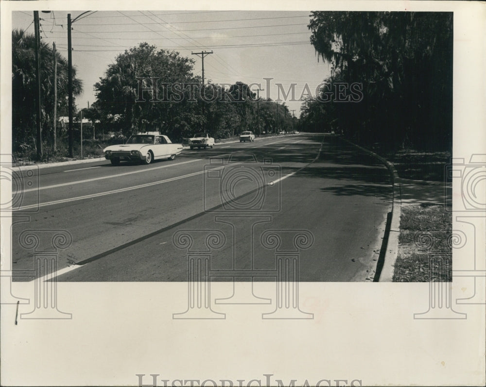 1965 Press Photo Four lanes of Park Street North - Historic Images