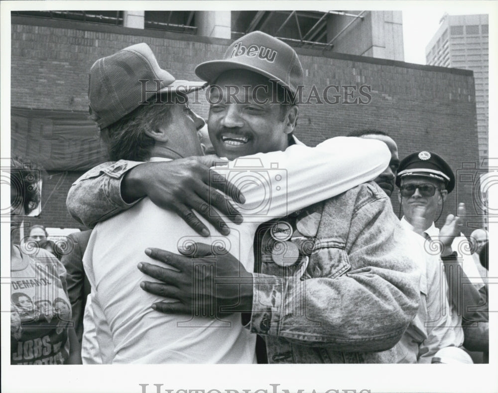 1989 Press Photo Jackson and Pierce Phone Company Rally - Historic Images