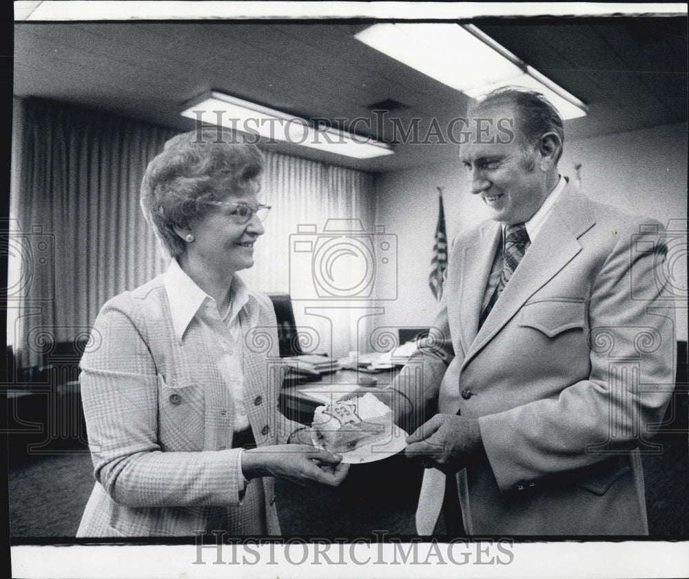 1974 Lorraine Ashford Superintended police secretary - Historic Images
