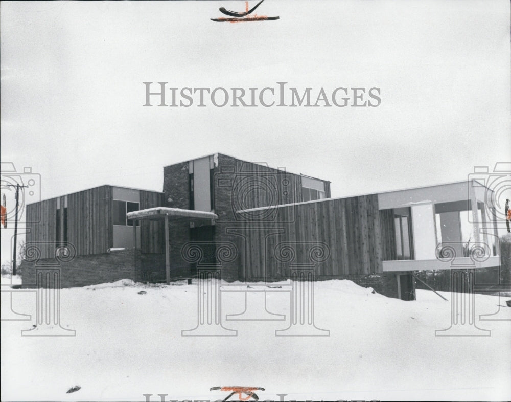 1971 Prefabricated House - Historic Images