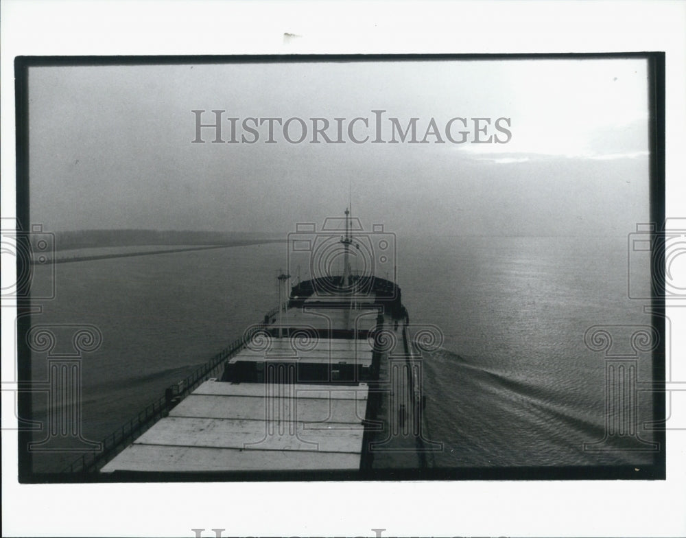 1989 Press Photo Ziemia Zamojska Lake St. Clair River - Historic Images