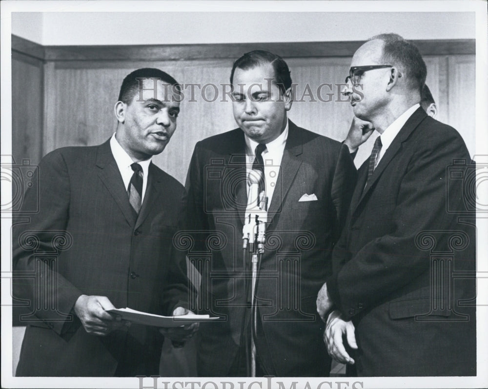 1966 Press Photo Cobo Hall Housing Project Nicolas Hood Mayor Jerome Cavanagh - Historic Images