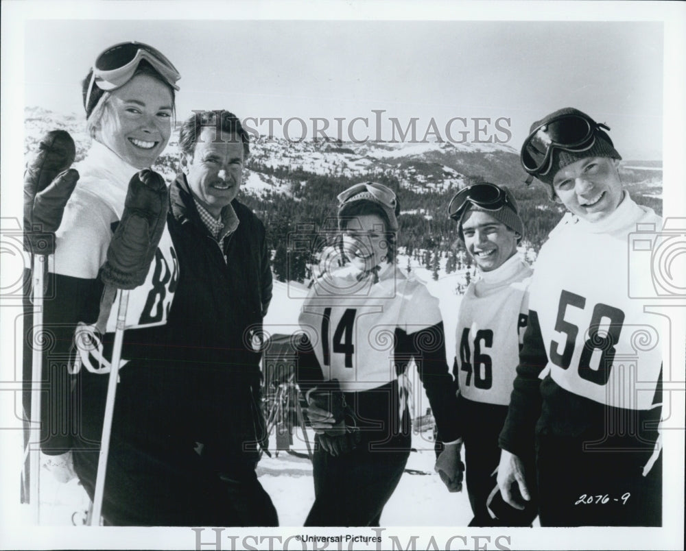 1975 The Other Side of the Mountain Dabney Coleman Marilyn Hassett - Historic Images