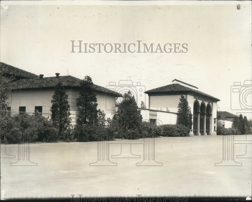 1949 Brookfield Zoo gate entrance - Historic Images