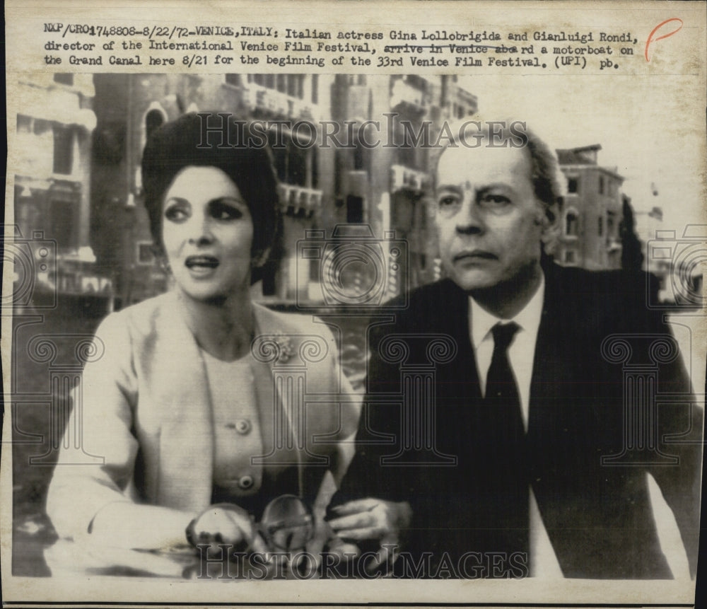 1972 Italian actress Gina Lollobrigida Gianluigi Rondi director - Historic Images