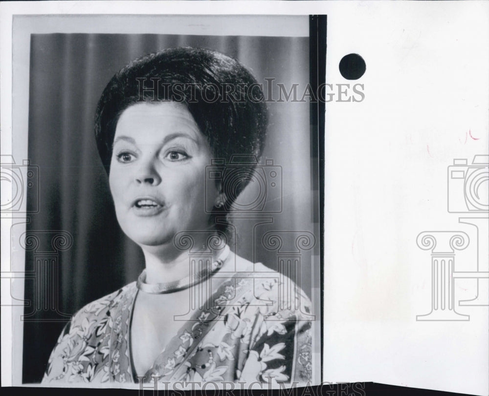 1975 U.S. Ambassador Shirley Temple Black Operation Feed Yourself - Historic Images