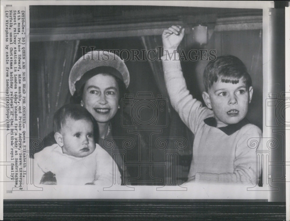 1964 Queen Elizabeth Princes Edward Andrew Liverpool Railway Station - Historic Images