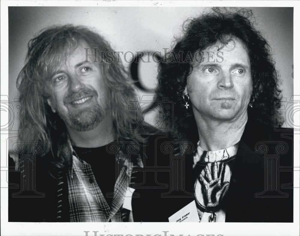 1995 Press Photo Musical Group Aerosmith Accepting Cultural Council Awards - Historic Images