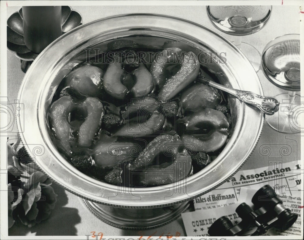 1974 Press Photo Rosy Pear Flambe In Silver Dish - RSG11843 - Historic Images