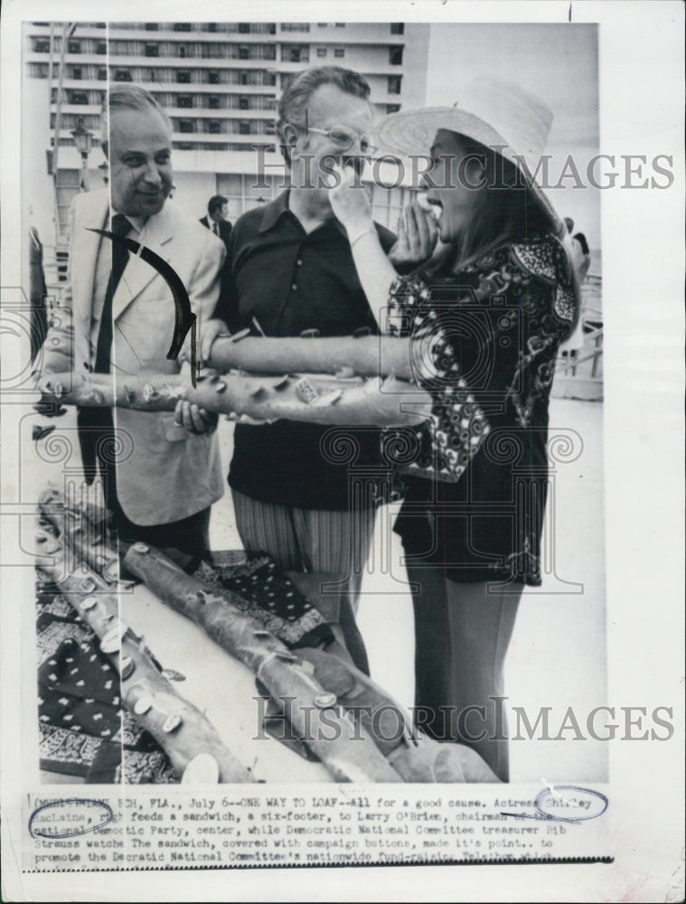 1972 Shirley MacLaine in Florida - Historic Images