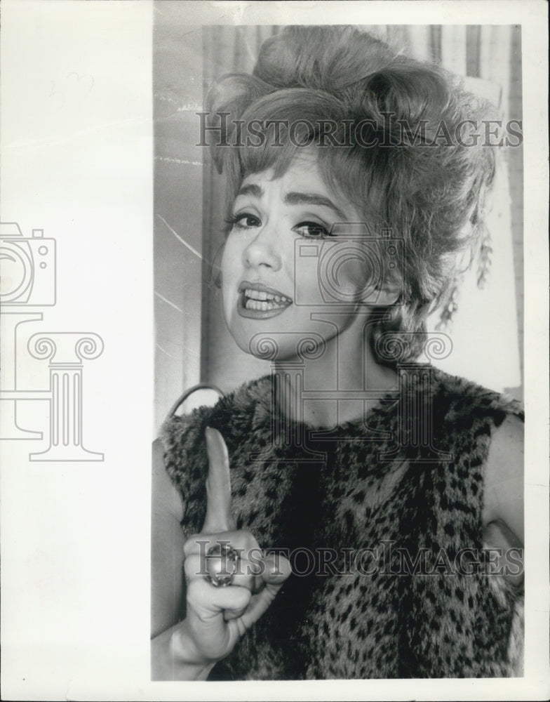 1963 Edie Adams  starring in &quot;Here&#39;s Edie&quot; - Historic Images