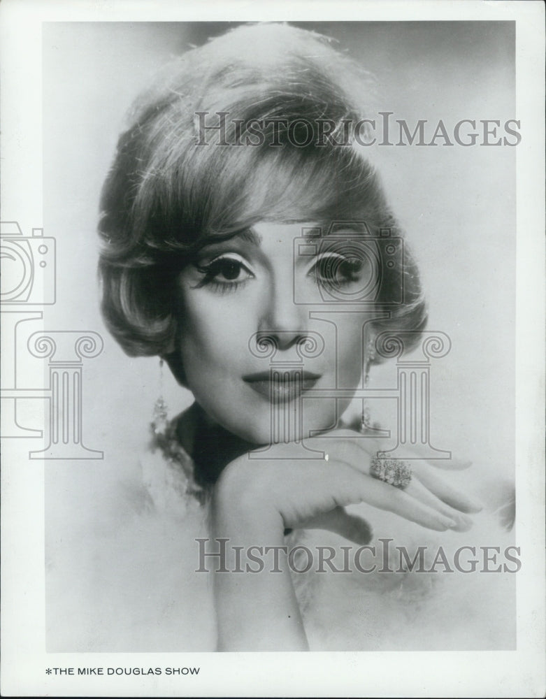 1967 of singer, TV and film actress Edie Adams - Historic Images