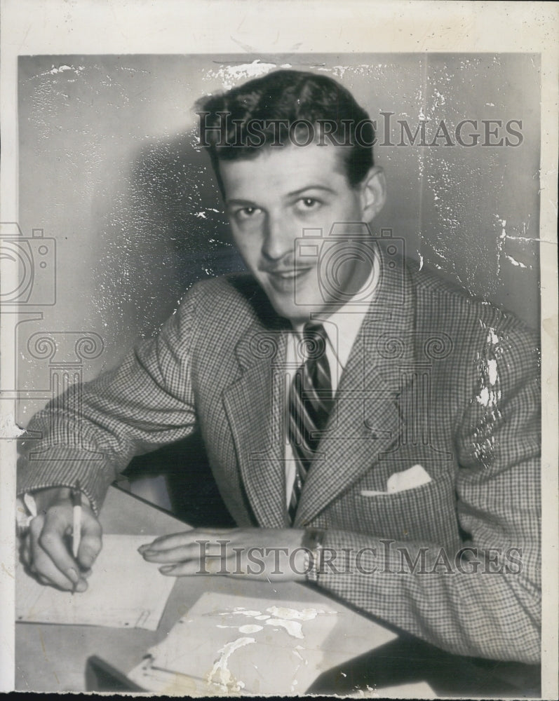 1945 Joseph L. Lockard, Army Radar Operator in Pearl Harbor in 1941 - Historic Images