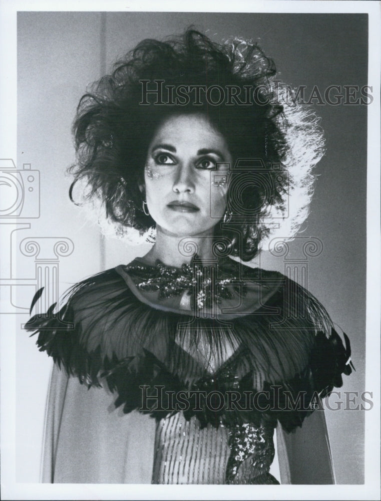 Press Photo Susan Lucci in &quot;Invitation to Hell&quot; - Historic Images