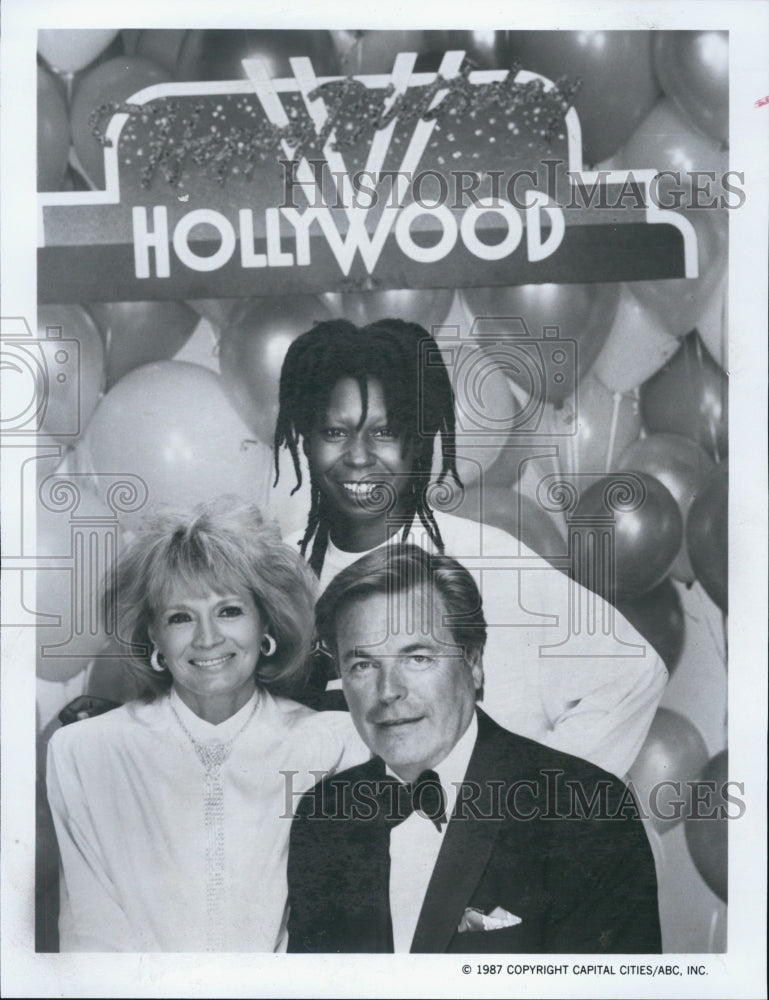 1987 Press Photo Whoopi Goldberg, Angie Dickinson and Robert Wagner - Historic Images