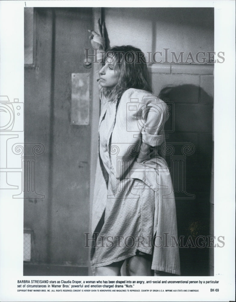 1987 Press Photo Barbara Streisand in film Nuts - Historic Images