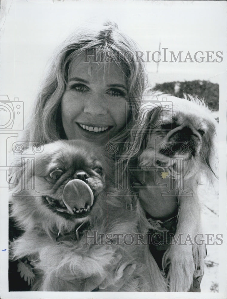 1977 Loretta Swit - Historic Images