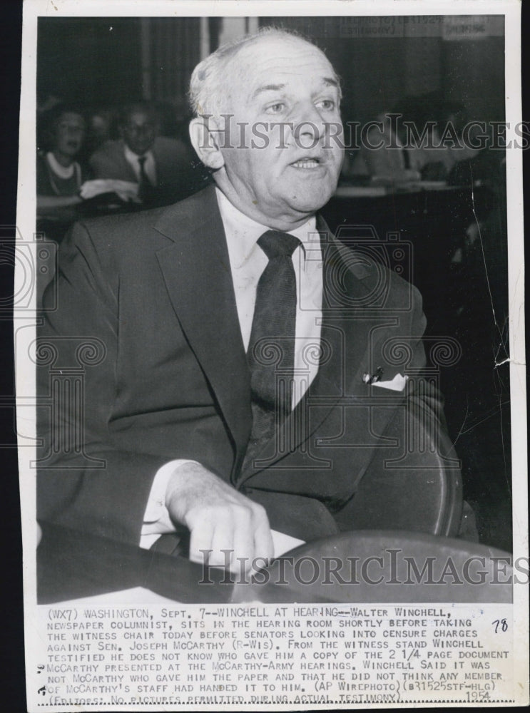 1954 Walter Wichell newspaper Column Hearing room - Historic Images