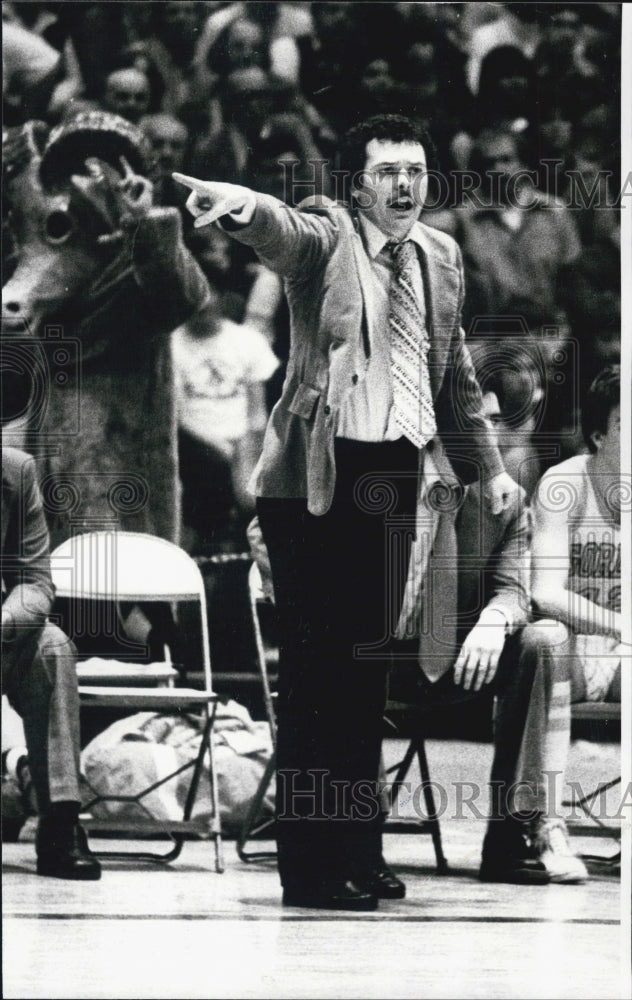 1980 Press Photo Gordon Coach Bob Ociepka - Historic Images