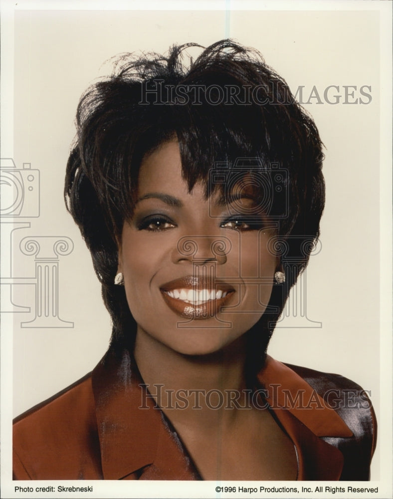 1998 Press Photo Television show Talk show host Oprah Winfrey - Historic Images