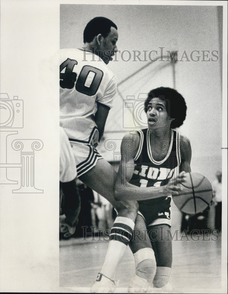 1981 Press Photo Simmie Pearson High School Basketball - Historic Images