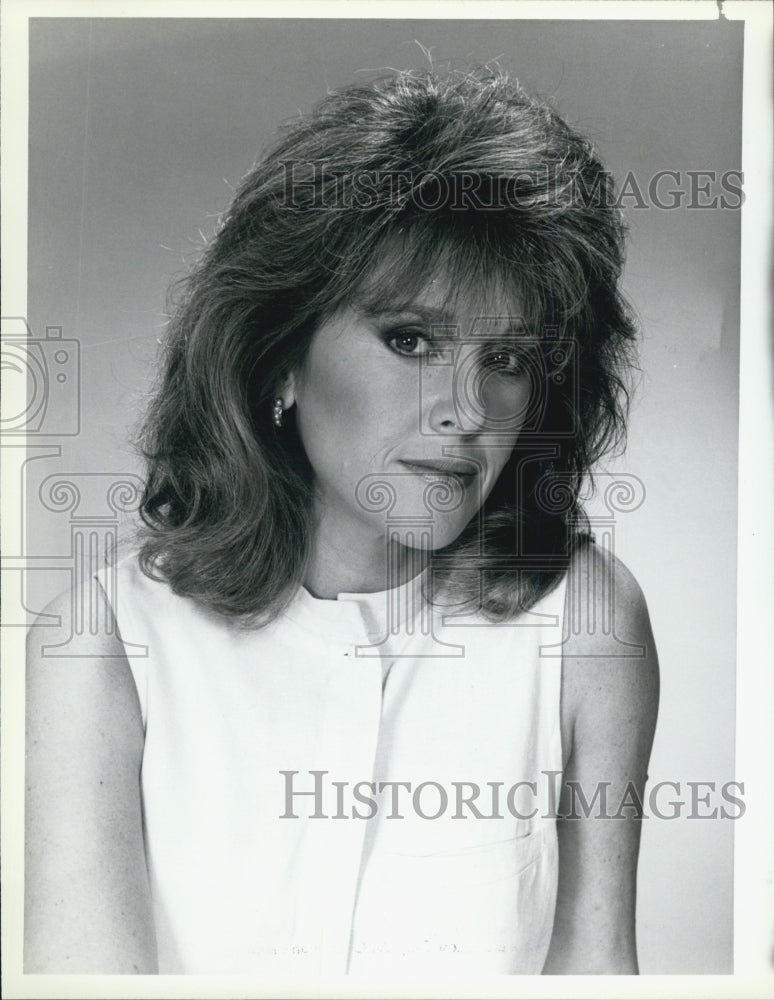 1987 Press Photo Wendy Phillips stars in A Year in the LIfe - Historic Images